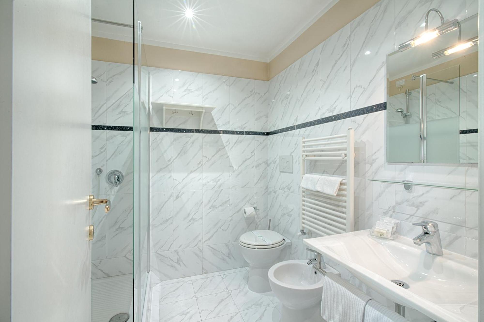 Home Grifondoro Affittacamere Genua Exteriör bild